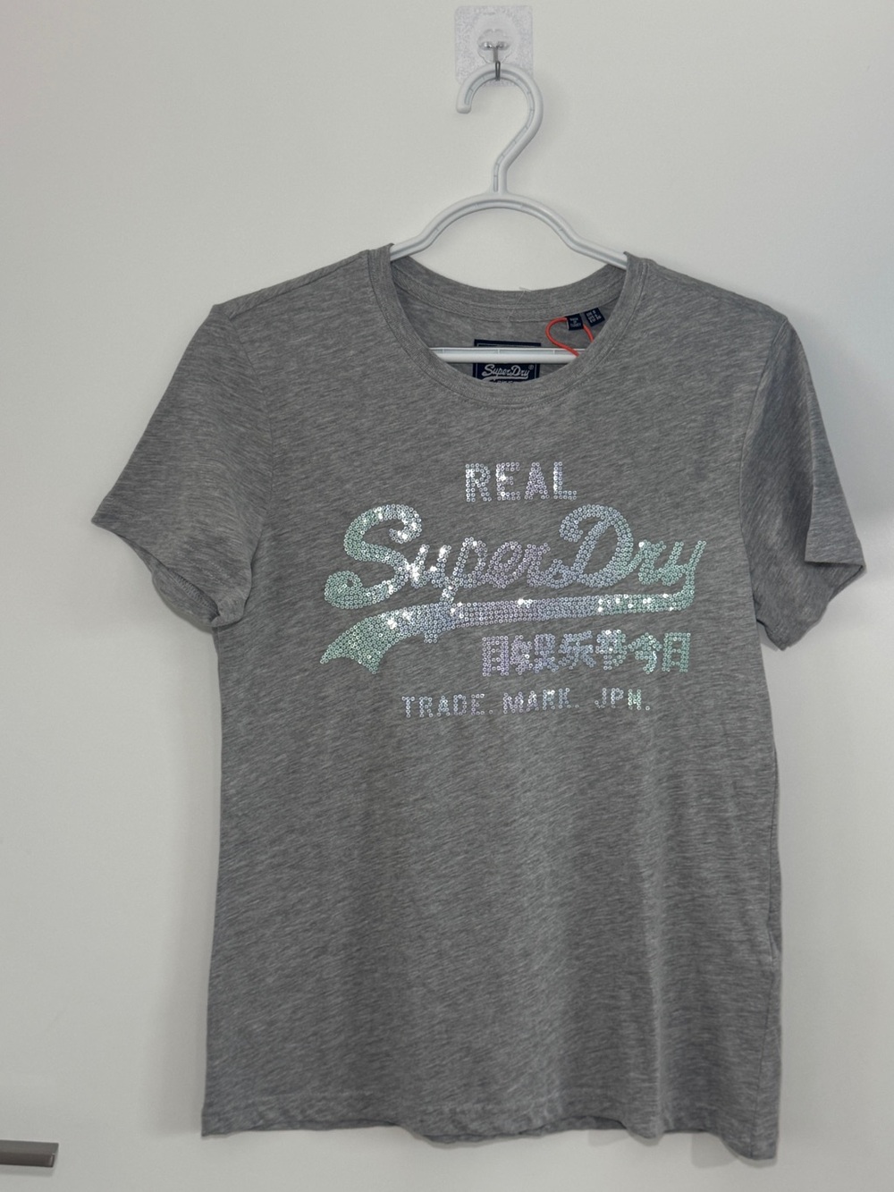 Superdry Gray Short-Sleeve Sequin Logo Tee Size S (4)